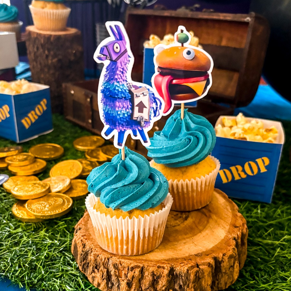 | FORTNITE PARTY | 

#lootllama #durrburger #fortnite #fortniteparty #kidsparty #partystyling #eventstyling #gauteng #boksomdaais #candytable #desserttable #cupcakes #vbucks