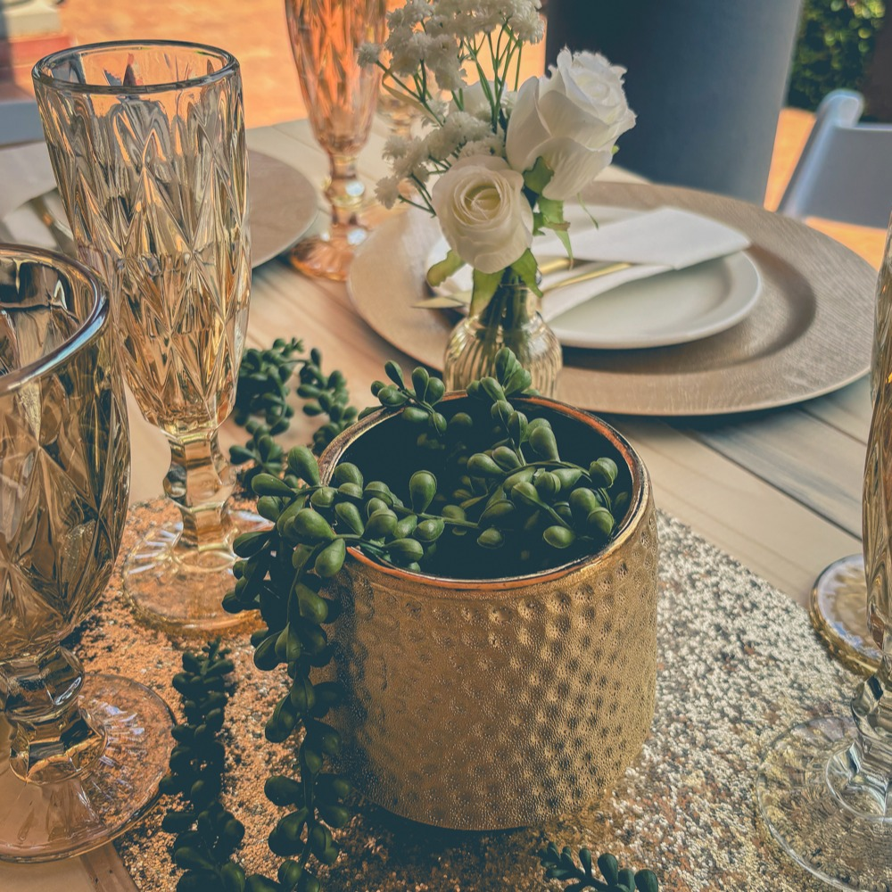 | RUSTIC WHITE & GOLD TABLE SETTINGS |

#rustic #whiteandgold #tablesettings #tablescape #tabledecor #boksomdaais #eventstyling #eventhire #gauteng #flowers #gold