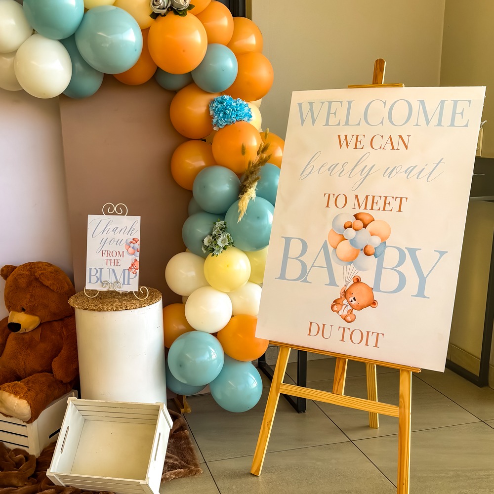 | WE CAN BEARLY WAIT BABY SHOWER |
#babyshower #wecanbearlywait #boksomdaais #tablesettings #decorsetup #decor #organicbaloongarland #welcomesign #eventstyling