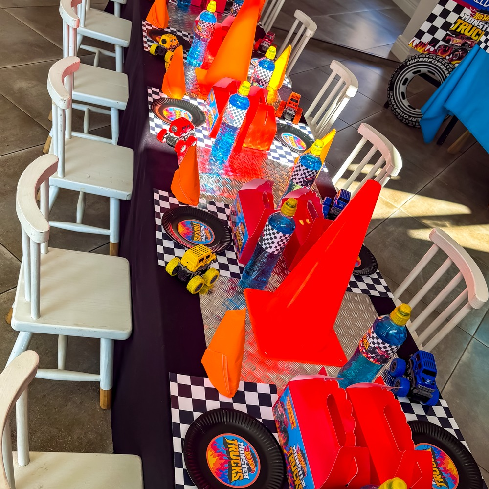 | HOT WHEELS MONSTER TRUCKS PARTY | 

#partyseating #kidsparty #hotwheels #monstertrucks #partystyling #eventstyling #tabledecor #kiddiesparty #gauteng #boksomdaais