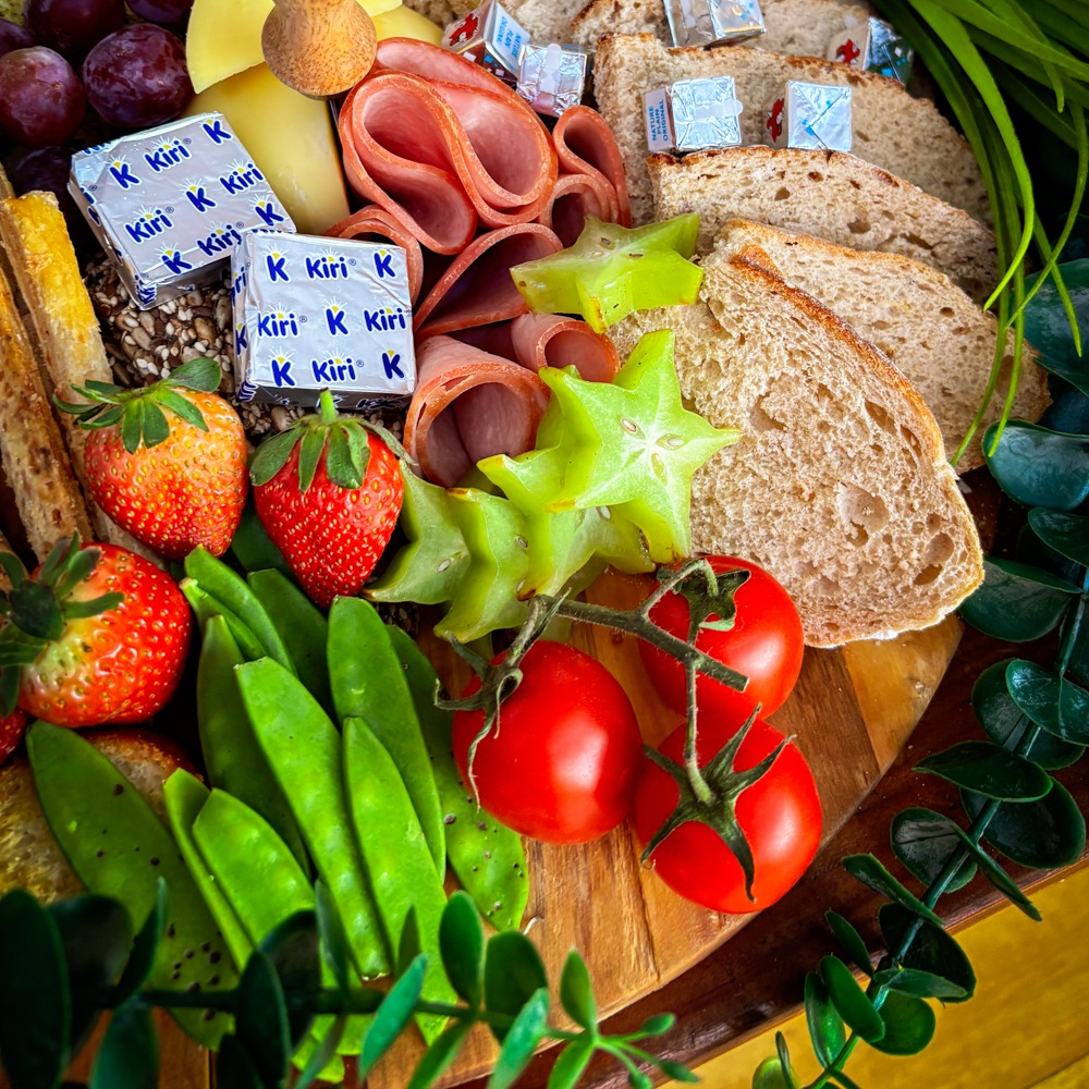 | SEASONAL HARVEST TABLE |

#seasonalharvest #harvesttable #grazingtable #seasonalvegetables #eventstyling #foodstyling #boksomdaais #catering #caterer #centurion #gauteng #eventcatering #freshfood